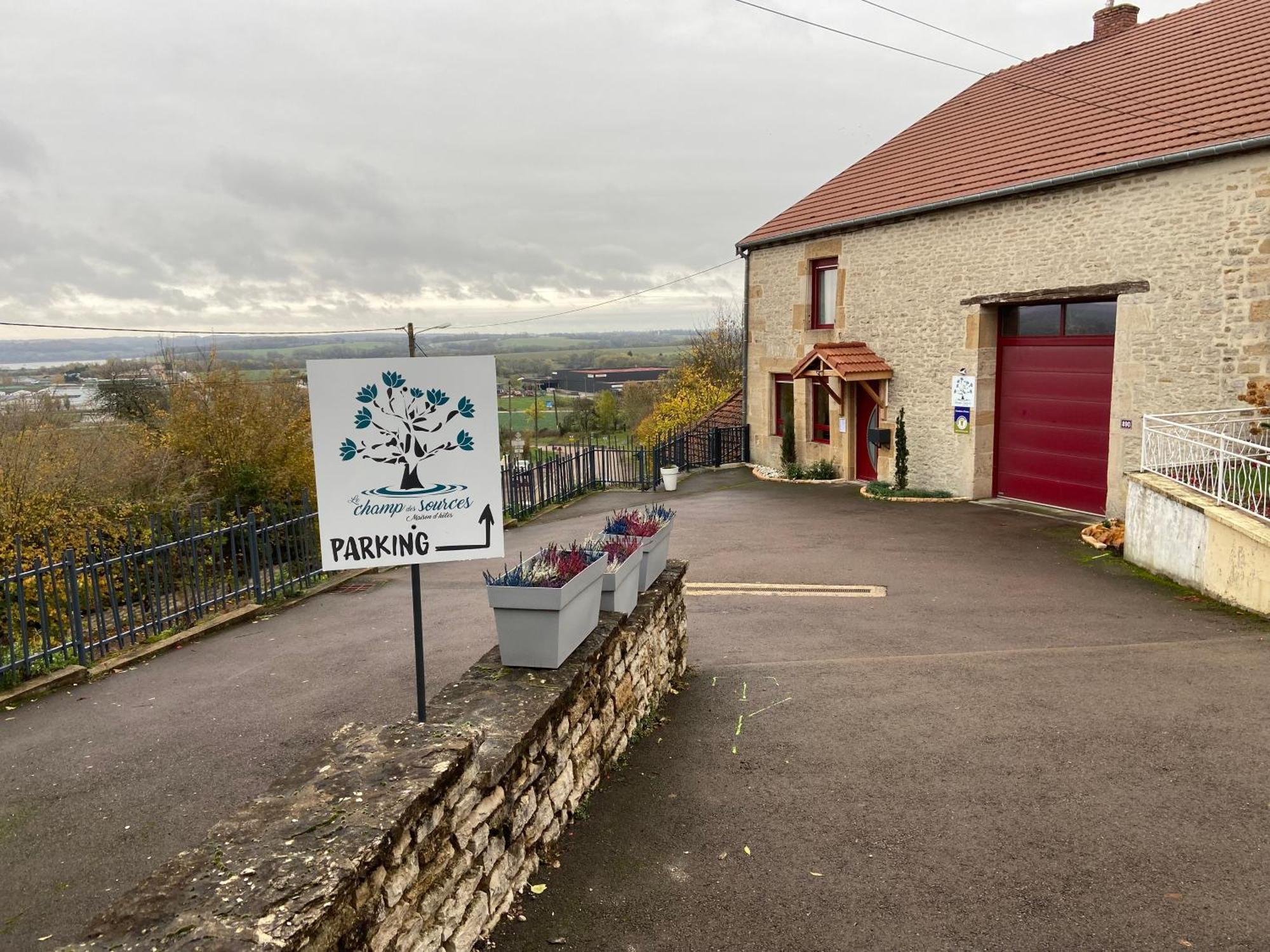 Hotel Le Champ Des Sources Langres Zewnętrze zdjęcie